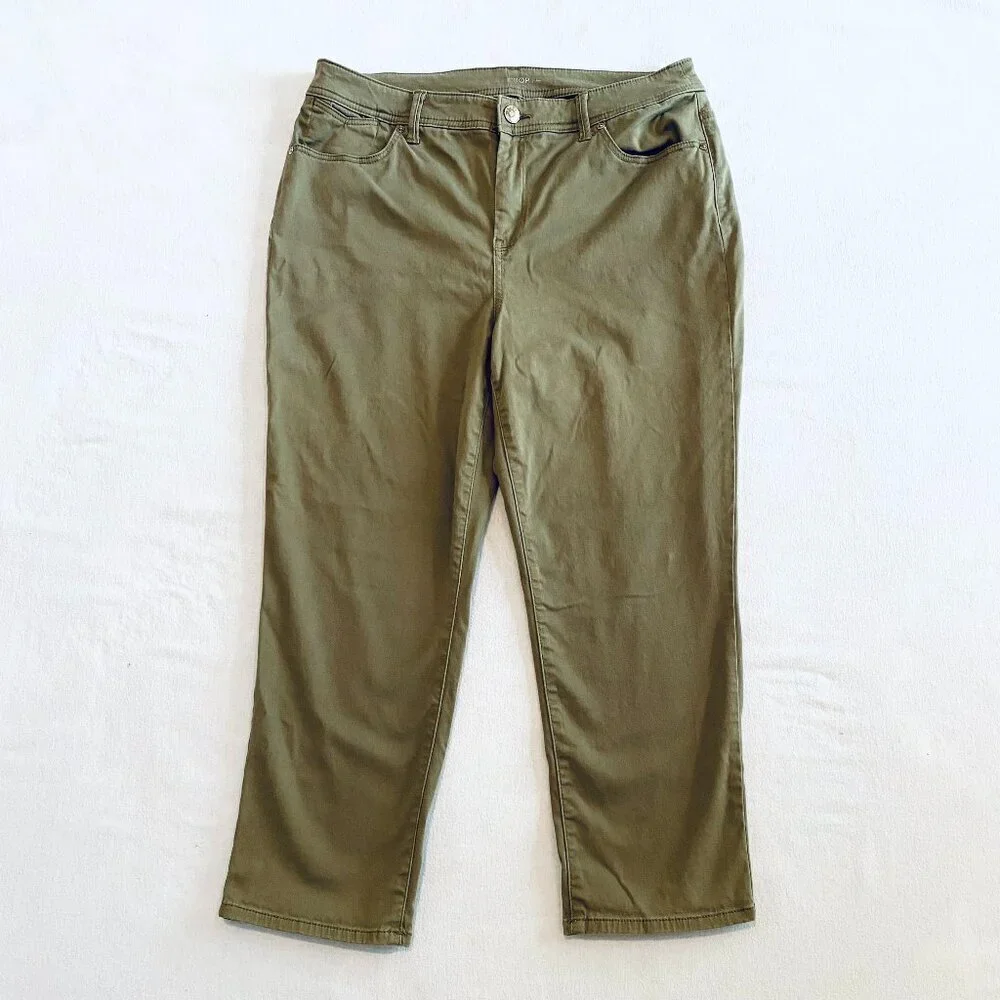Chico's jeans Women's 1.5 olive green cropped stretch comfortable versatile